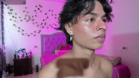 Snapshot of ariel_adan chatting on 21, 9, 2025 ariel_adan online show from 21, 9, 2025