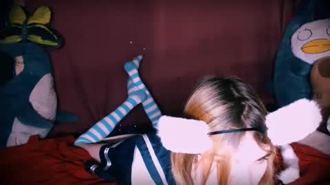 Snapshot of arielpinkcat chatting on 19, 11, 2025 arielpinkcat online show from 19, 11, 2025