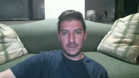 Snapshot of arielsinho chatting on 28, 11, 2025 Anon online show from 28, 11, 2025