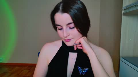 arielstonks_lovee online show from 29, 1, 2025
