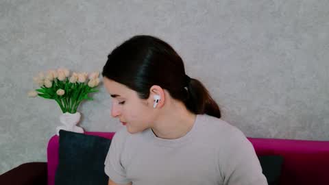 arielstonks_lovee online show from 24, 9, 2025