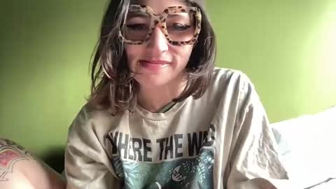 ariel  colin when hes here online show from 11, 2, 2026