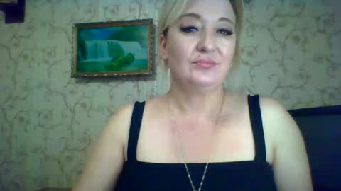 ArielXLoveresss online show from 16, 9, 2025