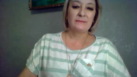 ArielXLoveresss online show from 16, 11, 2025