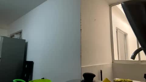 Snapshot of aries_plays chatting on 15, 11, 2025 aries_plays online show from 15, 11, 2025