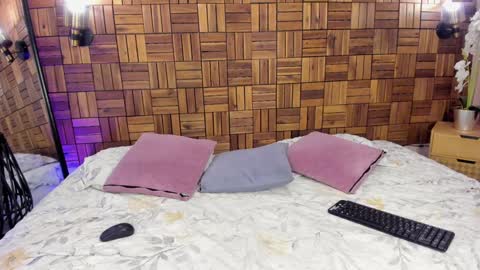 ARIANNA online show from 8, 2, 2025