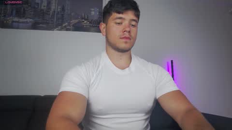 Snapshot of arilass chatting on 18, 12, 2025 A n g e l f r o m H e l l online show from 18, 12, 2025