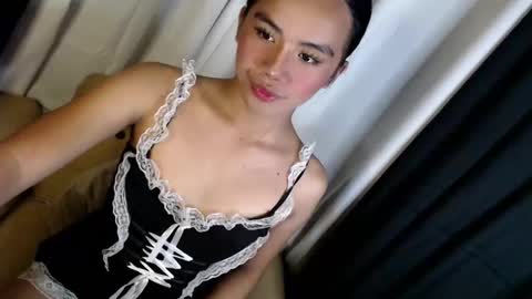 hi follow me its ARI  online show from 27, 11, 2025