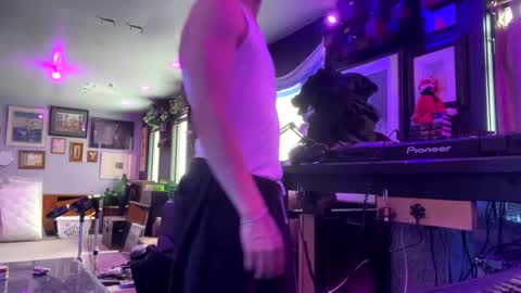 arimeyer online show from 5, 12, 2024