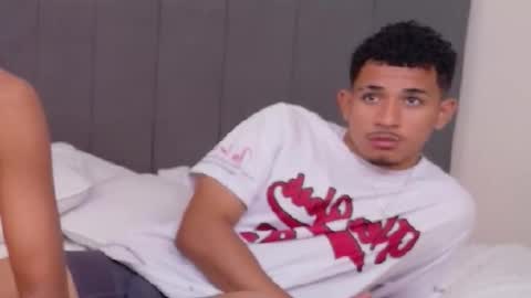 Snapshot of aris_emma chatting on 8, 11, 2025 Aris Emma online show from 8, 11, 2025