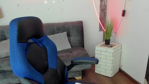 arisha_katy1 online show from 2, 2, 2025