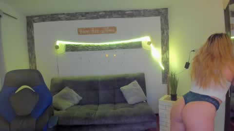 arisha_katy1 online show from 6, 3, 2025