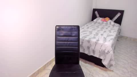 Snapshot of aristena_01 chatting on 4, 1, 2025 aristena_01 online show from 4, 1, 2025