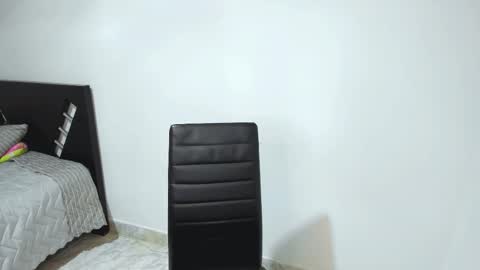 Snapshot of aristena_01 chatting on 20, 11, 2025 aristena_01 online show from 20, 11, 2025