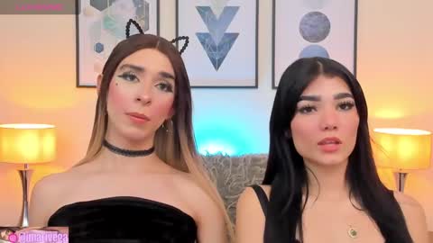 Snapshot of arivega chatting on 23, 12, 2024 Nice to meet you thumb up me please its important I LOOK MY BIO DOWN online show from 23, 12, 2024