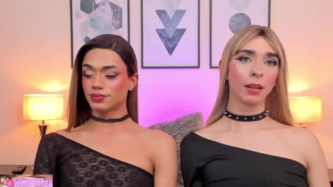 Snapshot of arivega chatting on 15, 1, 2025 Nice to meet you thumb up me please its important I LOOK MY BIO DOWN online show from 15, 1, 2025