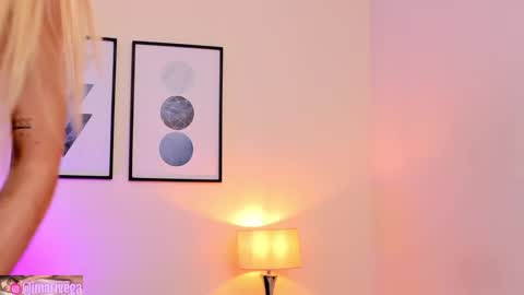 Snapshot of arivega chatting on 15, 1, 2025 Nice to meet you thumb up me please its important I LOOK MY BIO DOWN online show from 15, 1, 2025