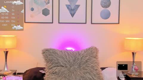 Snapshot of arivega chatting on 24, 1, 2025 Nice to meet you thumb up me please its important I LOOK MY BIO DOWN online show from 24, 1, 2025