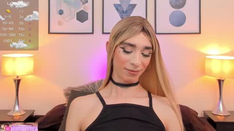 Snapshot of arivega chatting on 10, 2, 2025 Nice to meet you thumb up me please its important I LOOK MY BIO DOWN online show from 10, 2, 2025