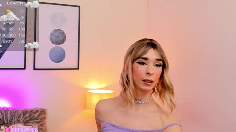 Snapshot of arivega chatting on 10, 2, 2025 Nice to meet you thumb up me please its important I LOOK MY BIO DOWN online show from 10, 2, 2025