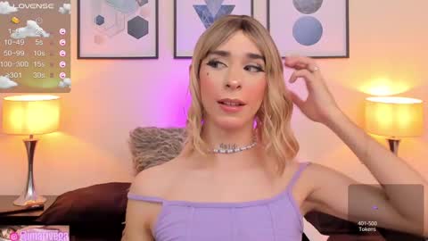 Snapshot of arivega chatting on 11, 2, 2025 Nice to meet you thumb up me please its important I LOOK MY BIO DOWN online show from 11, 2, 2025