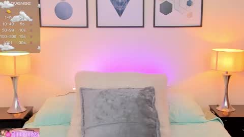 Snapshot of arivega chatting on 3, 3, 2025 Nice to meet you thumb up me please its important I LOOK MY BIO DOWN online show from 3, 3, 2025