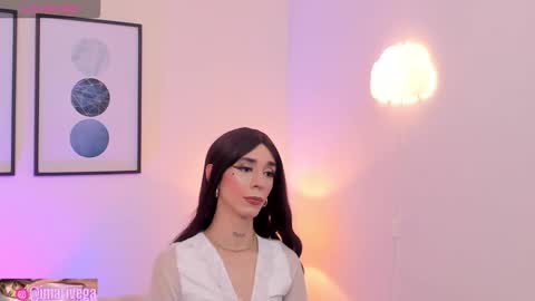 Snapshot of arivega chatting on 20, 9, 2025 Nice to meet you thumb up me please its important I LOOK MY BIO DOWN online show from 20, 9, 2025