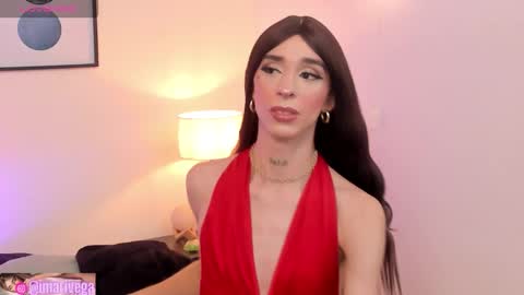 Snapshot of arivega chatting on 23, 9, 2025 Nice to meet you thumb up me please its important I LOOK MY BIO DOWN online show from 23, 9, 2025