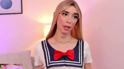 Snapshot of arivega chatting on 28, 9, 2025 Nice to meet you thumb up me please its important I LOOK MY BIO DOWN online show from 28, 9, 2025