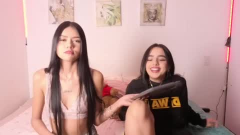 arixcollinns online show from 19, 5, 2026