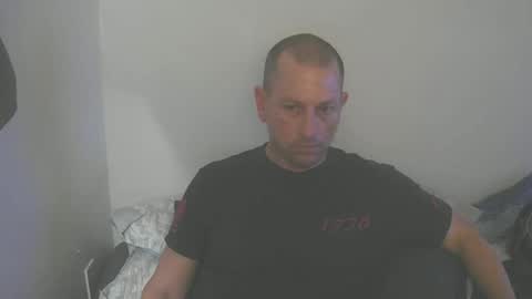 Snapshot of arizona222222 chatting on 27, 4, 2026 luv2benawty online show from 27, 4, 2026