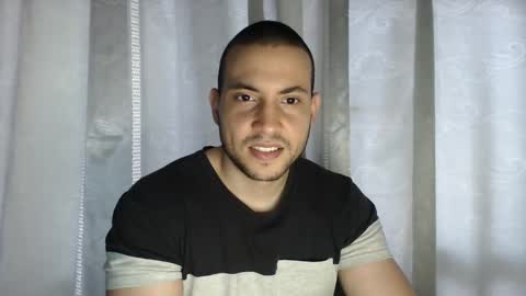 Snapshot of armando_2002 chatting on 15, 10, 2025 ARMANDO online show from 15, 10, 2025
