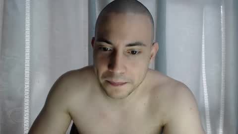 ARMANDO online show from 30, 10, 2025