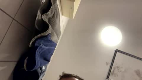 Snapshot of armyskater32 chatting on 7, 10, 2025 armyskater32 online show from 7, 10, 2025