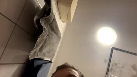 Snapshot of armyskater32 chatting on 26, 11, 2025 armyskater32 online show from 26, 11, 2025