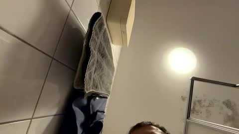 armyskater32 online show from 23, 2, 2026