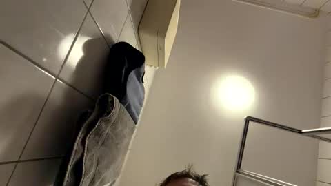 armyskater32 online show from 14, 4, 2026