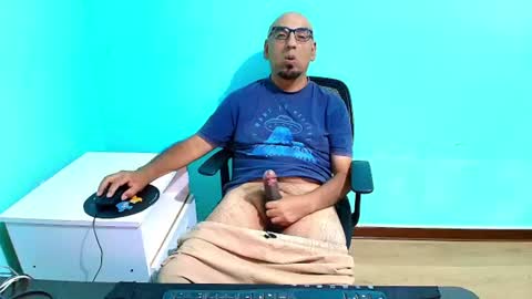 arnelux72 online show from 19, 6, 2026