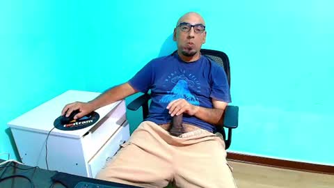 arnelux72 online show from 7, 7, 2026