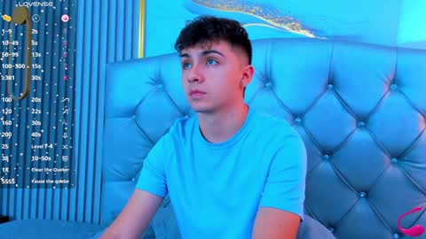 Snapshot of aron__cooper chatting on 28, 12, 2024 aron__cooper online show from 28, 12, 2024