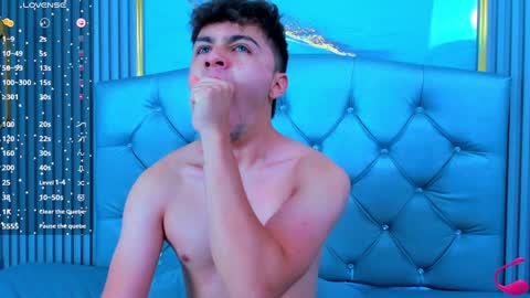 Snapshot of aron__cooper chatting on 7, 1, 2025 aron__cooper online show from 7, 1, 2025