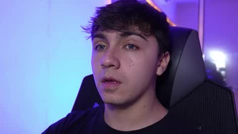 Snapshot of aron__cooper chatting on 14, 10, 2025 aron__cooper online show from 14, 10, 2025