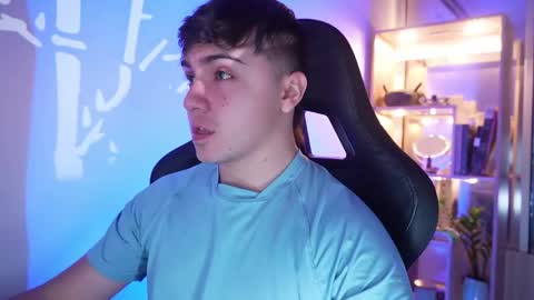 aron__cooper online show from 14, 5, 2026