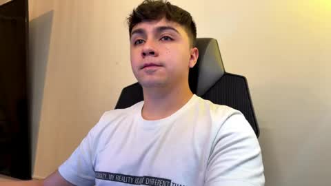 aron__cooper online show from 17, 5, 2026