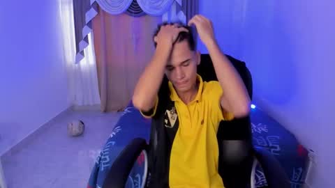 Aaron online show from 14, 11, 2025