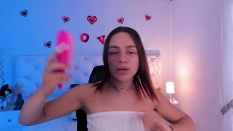 Aron cruz  online show from 18, 2, 2025