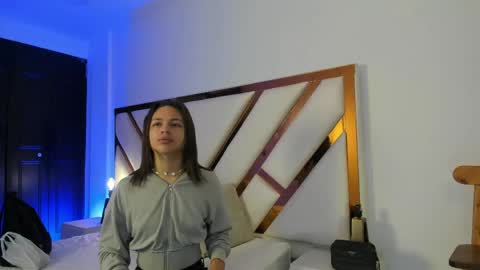 Aron cruz  online show from 19, 5, 2026