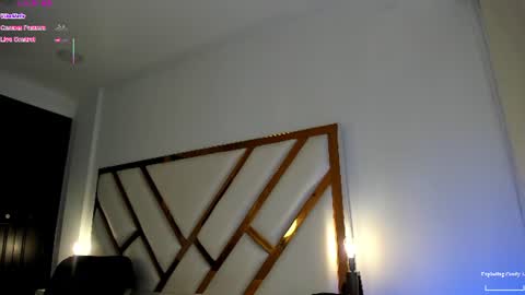 Snapshot of aron_cruz12 chatting on 22, 6, 2026 Aron cruz online show from 22, 6, 2026