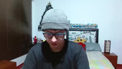 Snapshot of aron_miller18 chatting on 2, 1, 2025 Aaron online show from 2, 1, 2025