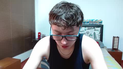 Snapshot of aron_miller18 chatting on 23, 1, 2025 Aaron online show from 23, 1, 2025